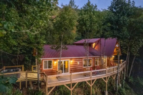 Stunning 2BR Cabin with Mountain Views